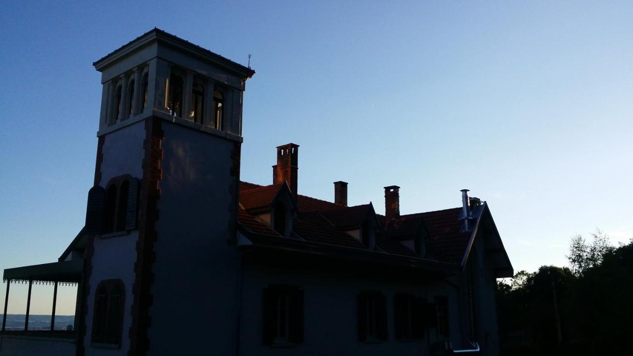 Le Domaine De Dony Balbins Exterior foto